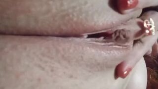 My 1st video!! Play with me and my cream pussy, please!