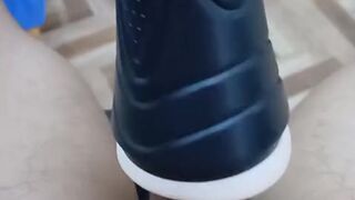 cuarto caliente ???????? (Hombre latino masturbandose con un Fleshlight)