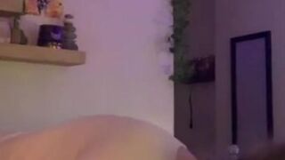 Teen Lets Her Boyfriend Film Her Skills